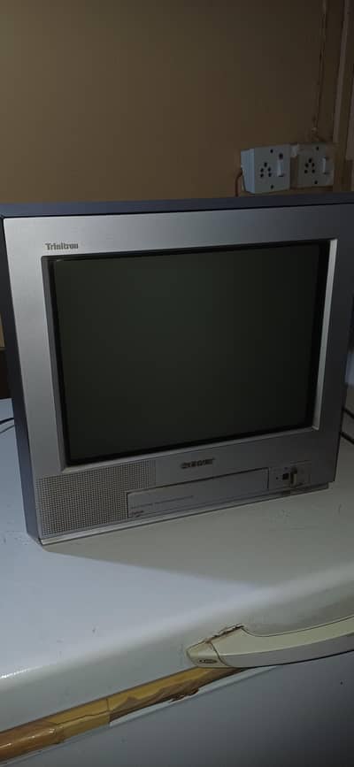 sony 14-inch TV with Remote