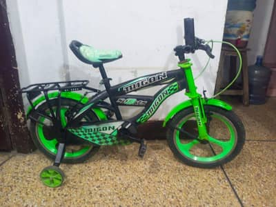 Tringo original (Size 16) Fix price 10k ( 0316/27/45/676)