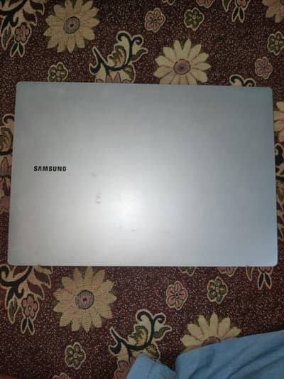 laptop Galaxy book2 go For sale WhatsApp py rabta Kara 0317_17/85+904
