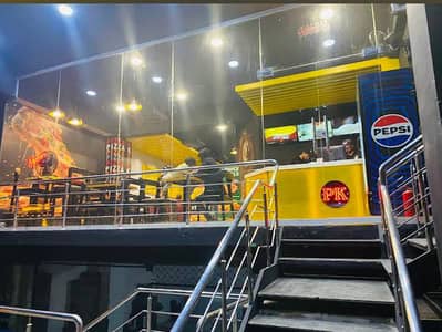 Waiters, Cashier Required with accomodation for Pizza Shop,Pos Cashier