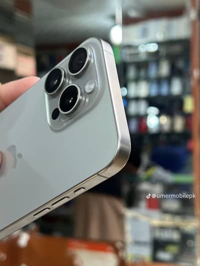 Iphone 15 pro max jv 256 battery health 84% lush condition