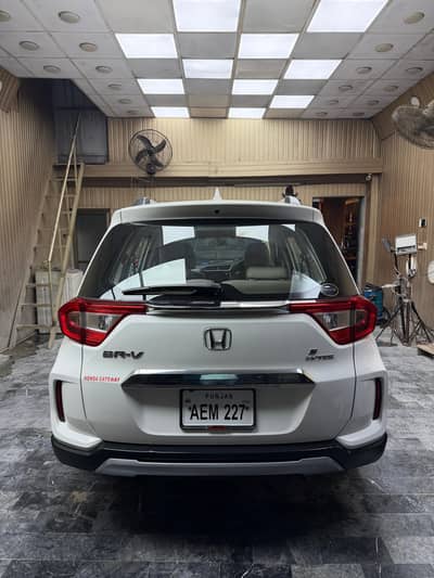*Honda BR-V i-VTEC S 2021 – Like New Condition!*
