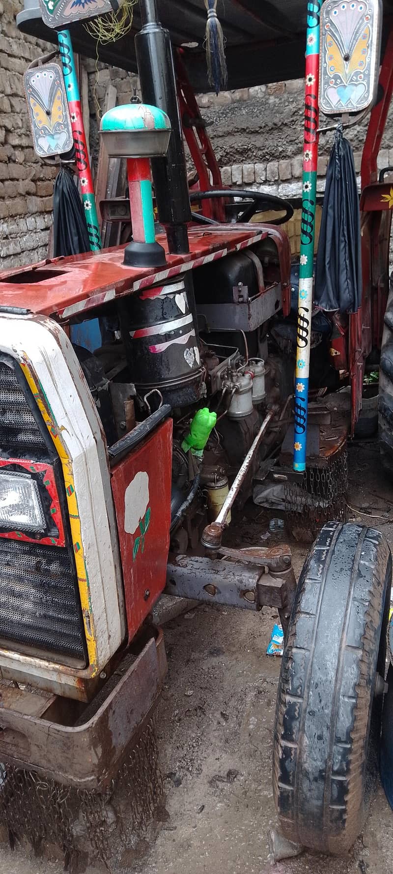 ایک عدد ٹریکٹر ٹرالی میسی 240 برائے فروخت 2