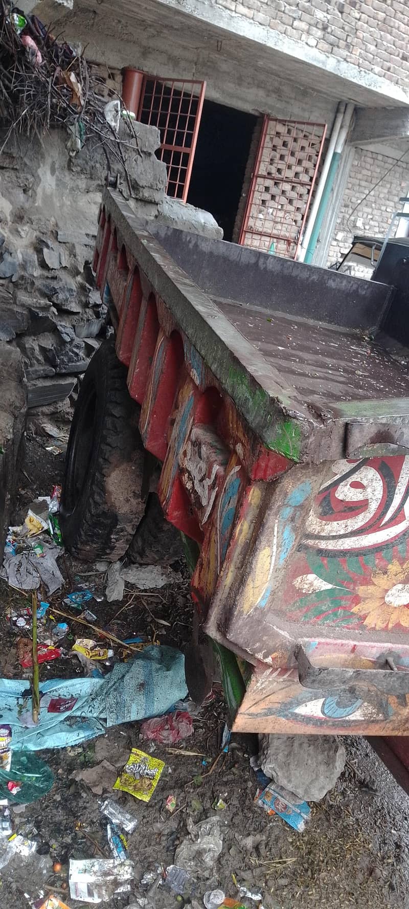 ایک عدد ٹریکٹر ٹرالی میسی 240 برائے فروخت 6