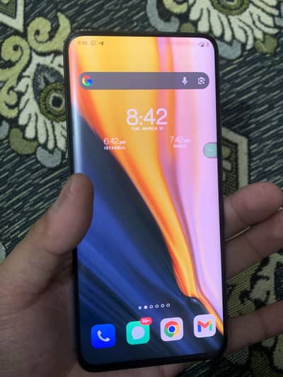 One pluse 7 pro 8/256 gb read description . . exchange possible