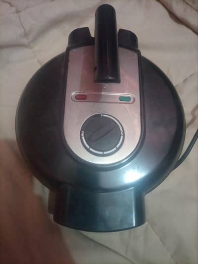 sale only 7000 roti maker