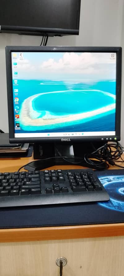 Dell LCD Monitor 17 inch