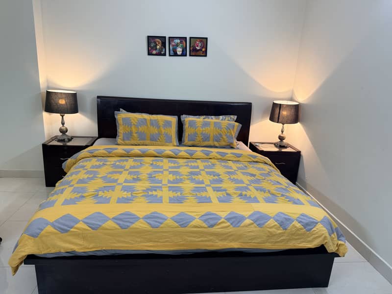 Complete bed set 0