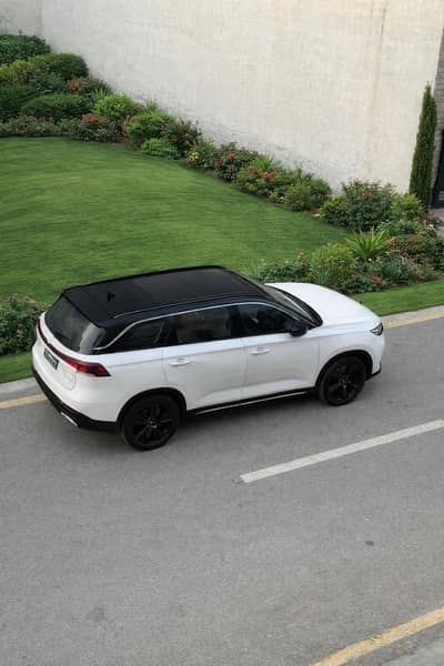 Luxury Cars for Rent, Haval H6 Hev, Oshan X7 7 seater 2026 model,