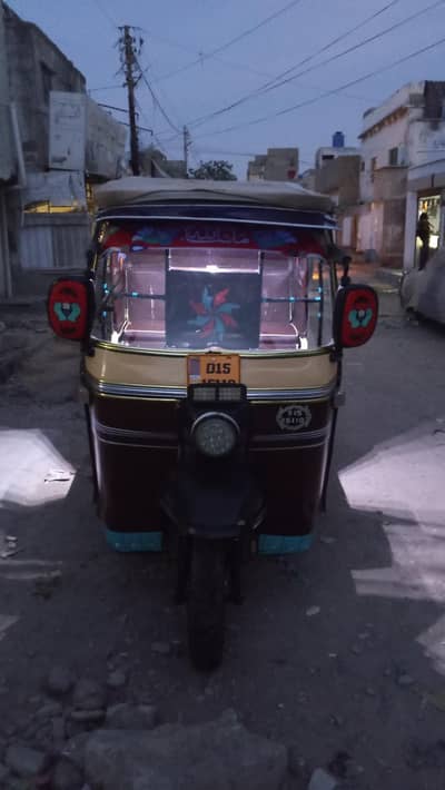 Sazgar model 2015 condition 10/09