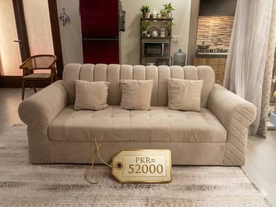 Stylish Tufted Sofa for Living Room - Brand New Condition