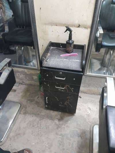 saloon satup for sale