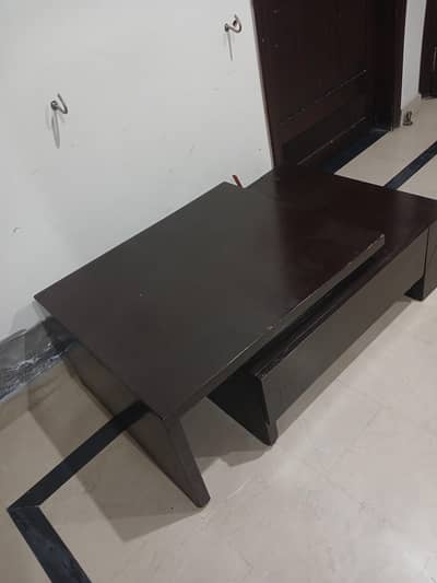 Coffee Table with Drawers