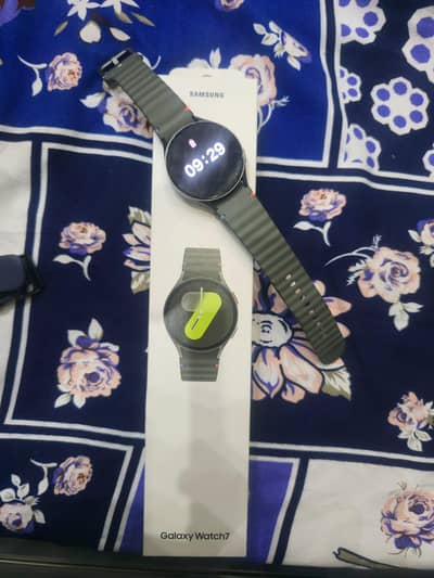Galaxy Watch 7- 10/10 condition