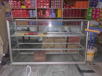 Aluminium Full Showcase with glass panes