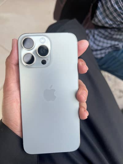 iPhone 15 pro max. fu