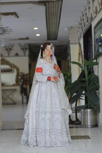 designer fully loaded lahnga Islamabad designer design it