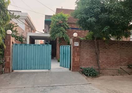 House Sized 1 Kanal Is Available For sale In DHA Phase 2