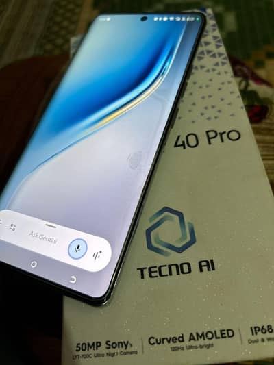 Tecno camon 40 pro