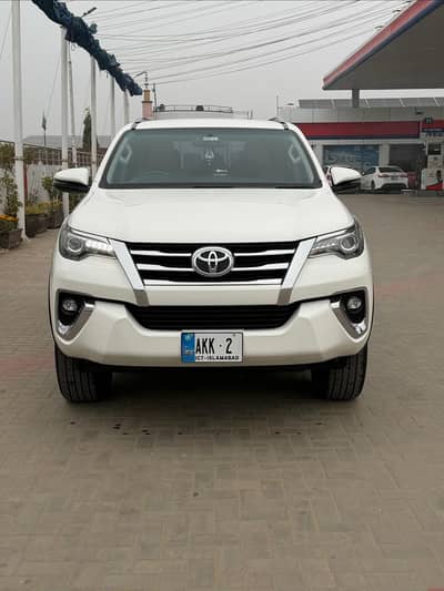 Toyota Fortuner V 2018