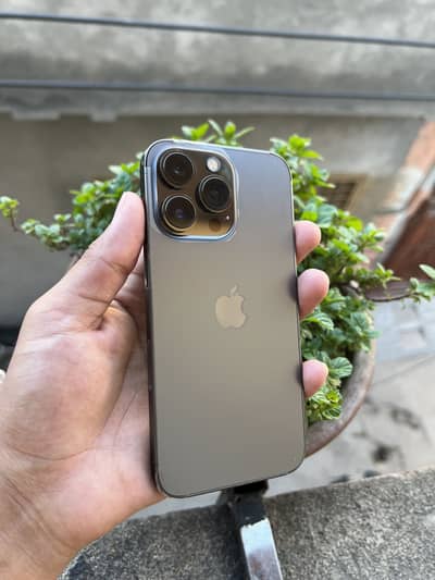 I phone 13 pro Jv 10/10