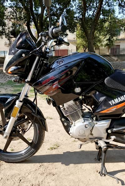 Yamaha Ybr 1255cc Black color lush condition bike