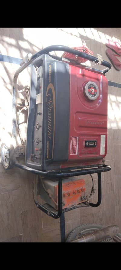 For Sale: Greenato 2.5 kVA Generator with box.