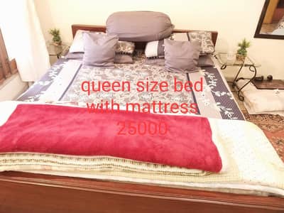 queen size bed with mattress