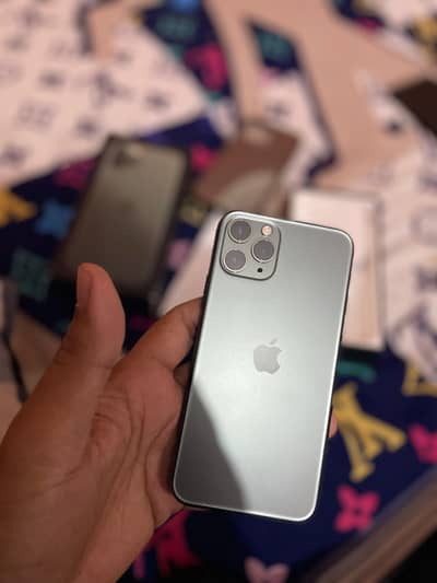 Iphone 11 pro 64gb dual sim pta approved with box