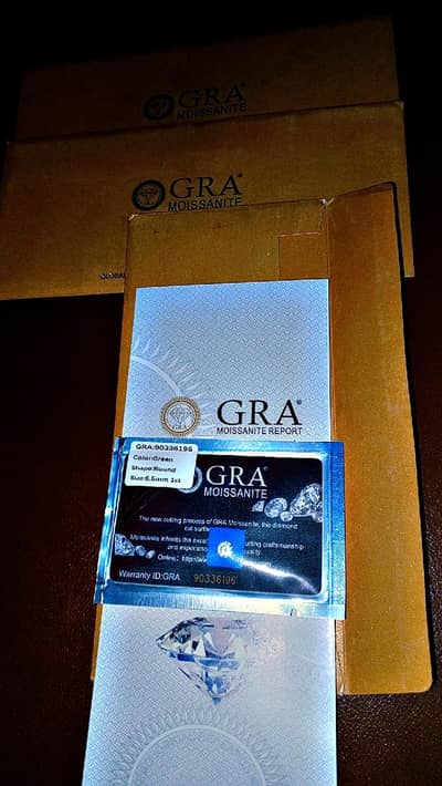 MOISSANITE DIAMOND GRA