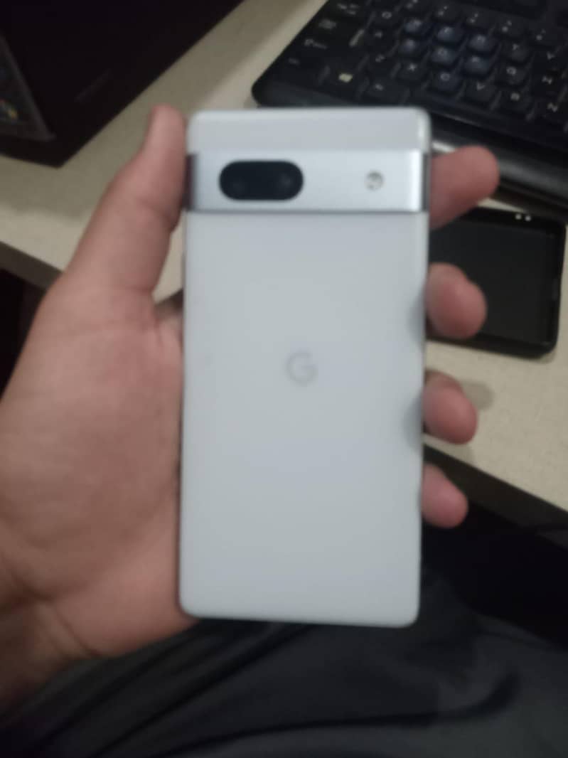 Google Pixel 7A 4