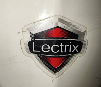 imported  china Lectrix electric three wheeler scooty