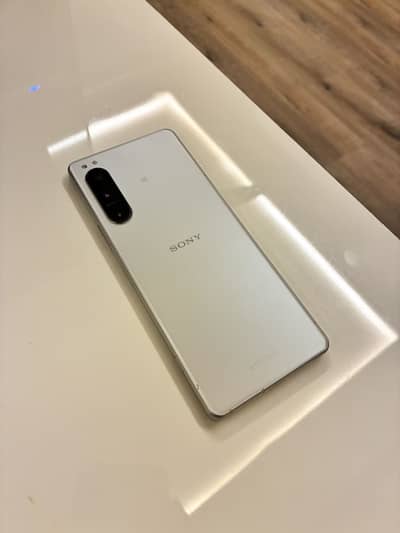 Xperia 5 IV Official PTA approved Sony gaming phone V mark4 5g compact