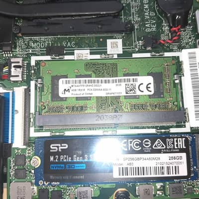 4gb Ddr 4 laptop ram. (3200 MTs)