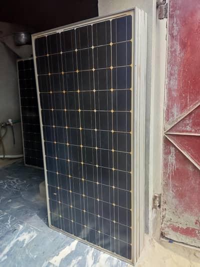 garminy sall 280w solar panal for sale very good condition 10/10