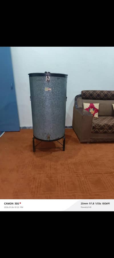 water tank available good condition all okay no leak full size