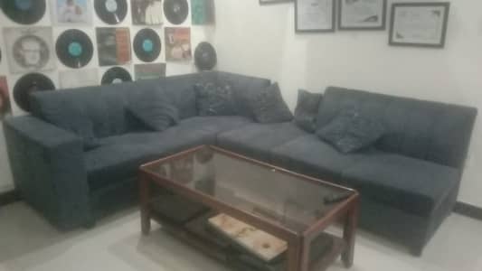 L shape sofa almost new 10/10 condition
