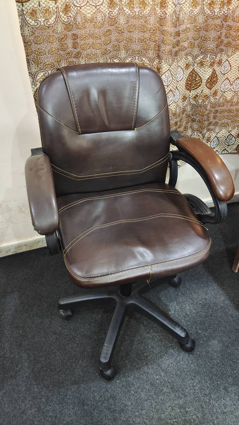 Computer Table / Computer Desk 5