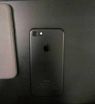 i phone 7  | 256gb