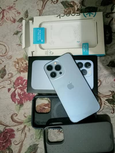 Iphone 13 Pro 10 by 10  Dual Sim