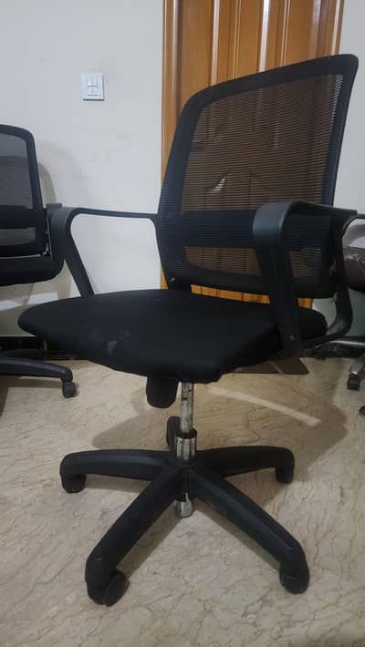 7 office chairs for sale