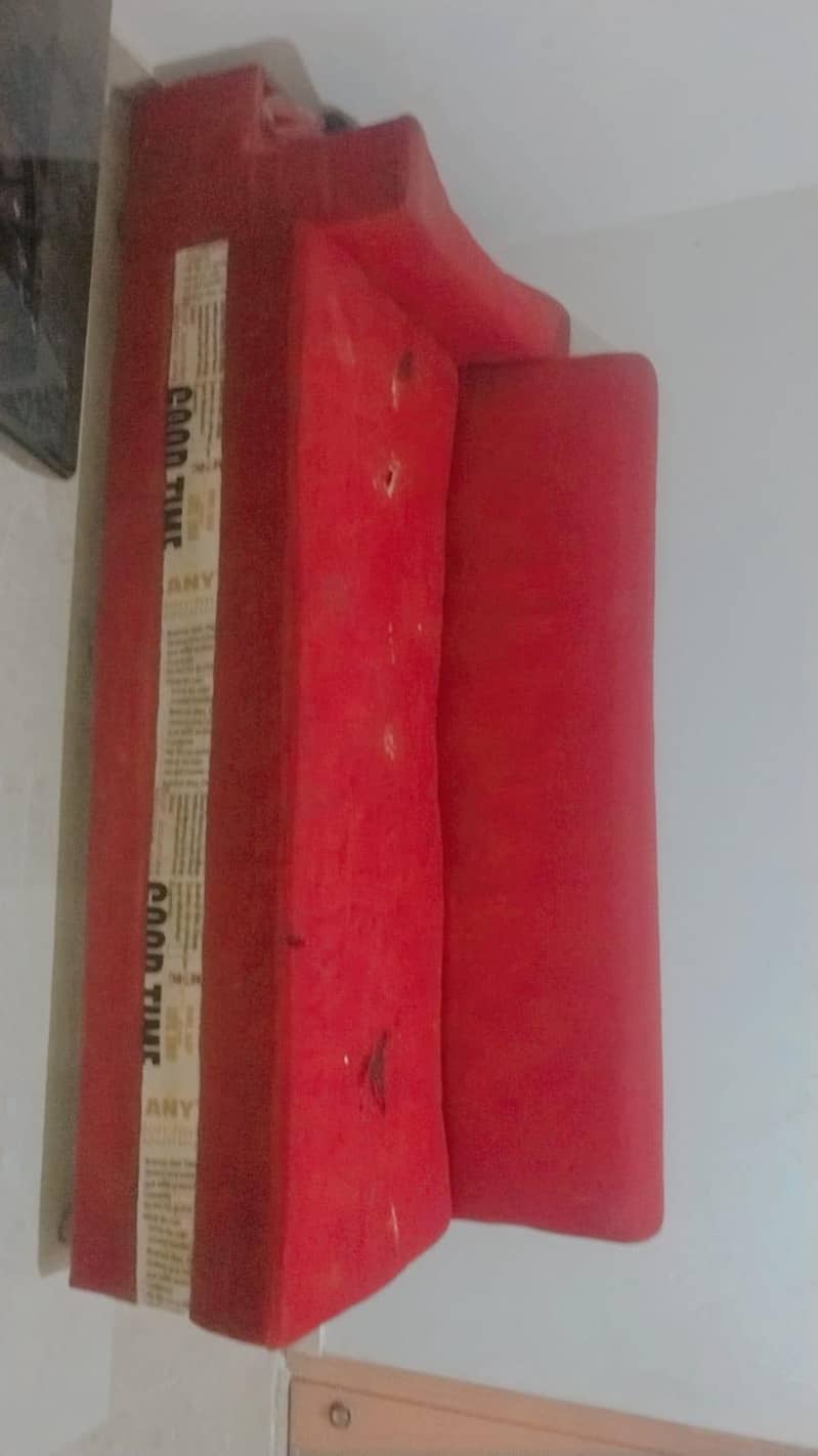 L shape sofa set condition 8/10 2