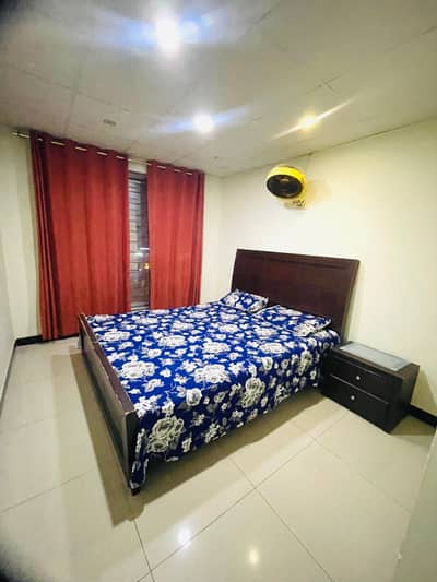 2bed fully furnished family appartment available for rent in bahria town phase 4 Civic centre main circle