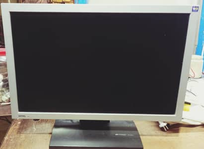 BenQ LCD 22 inches