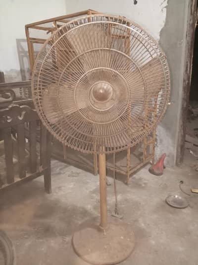 pedestal Fan For sale