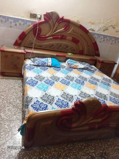 Double bed with dressing table