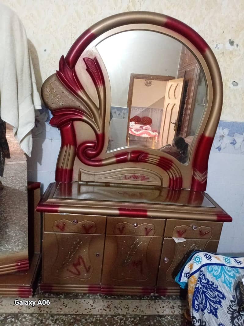 Double bed with dressing table 1
