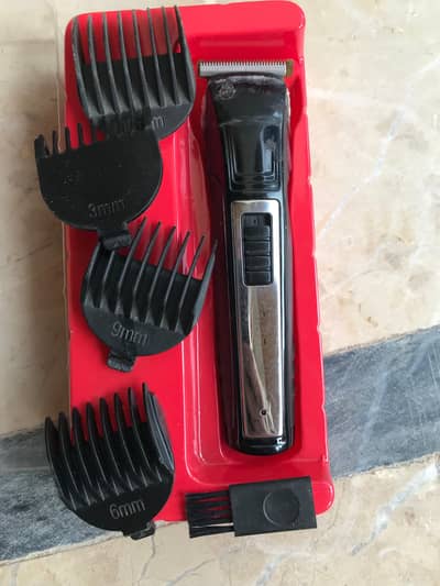 Man's hair or beard trimmer for sell