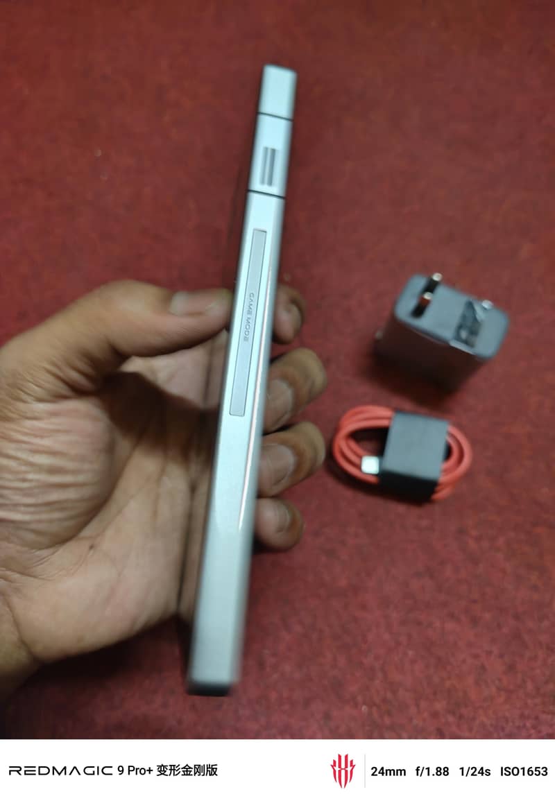 REDMAGIC 11 PRO PLUS (+) 5