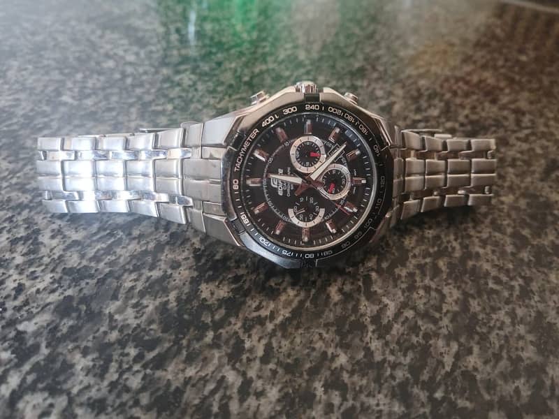 Second hand watch 12